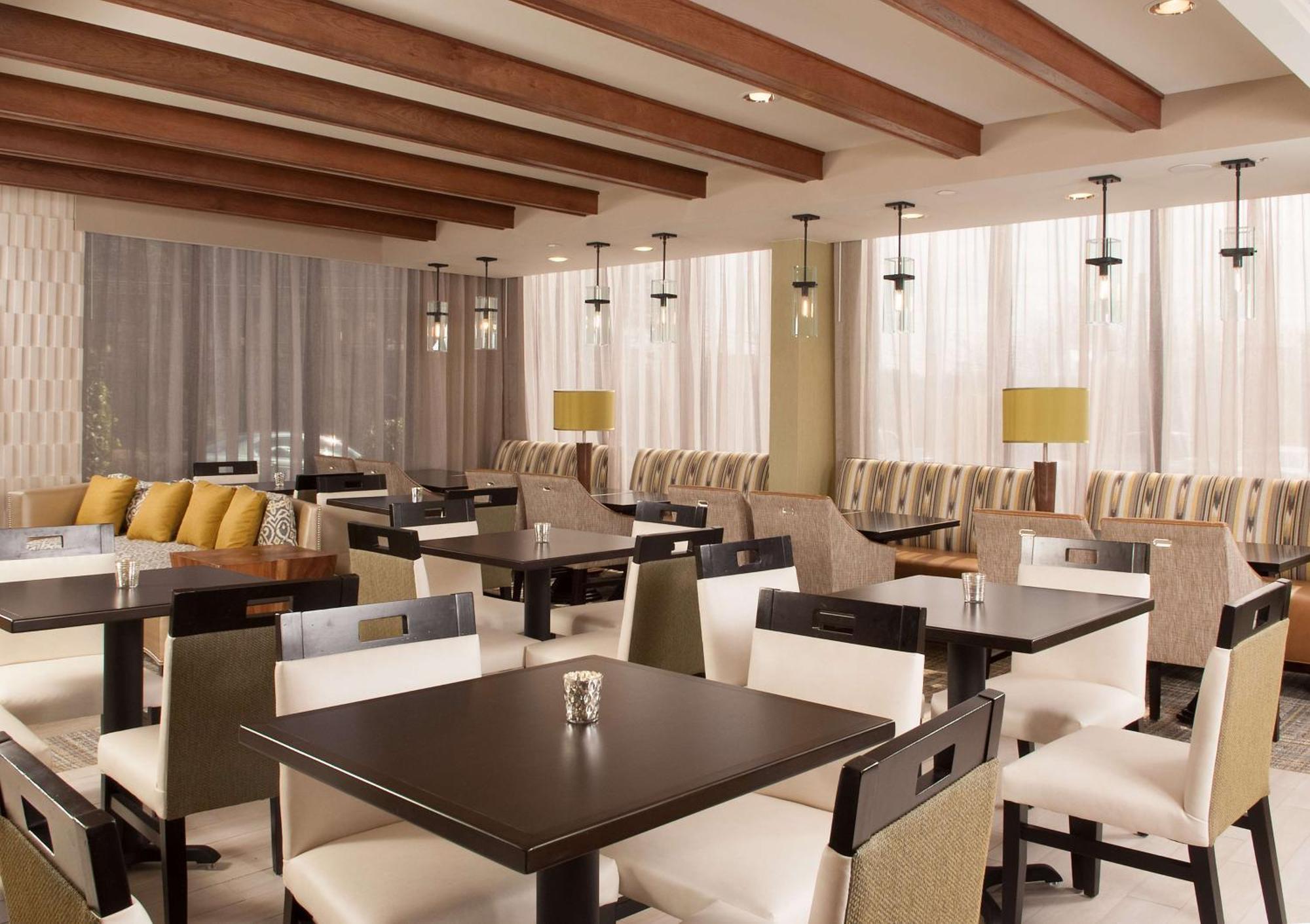 Hampton Inn Atlanta-North Druid Hills Exteriér fotografie